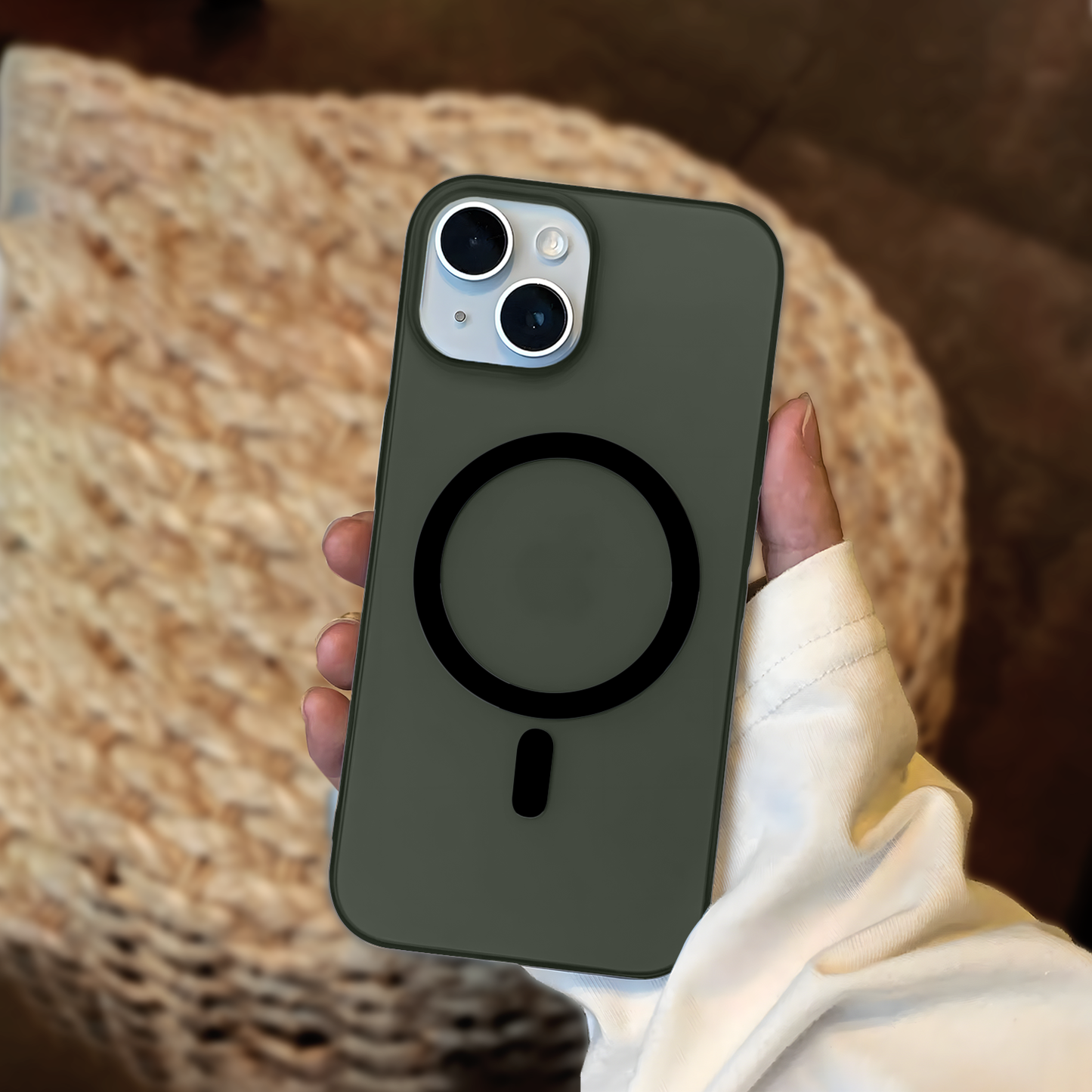 iPhone 15 Super Slim Wireless Charging Case